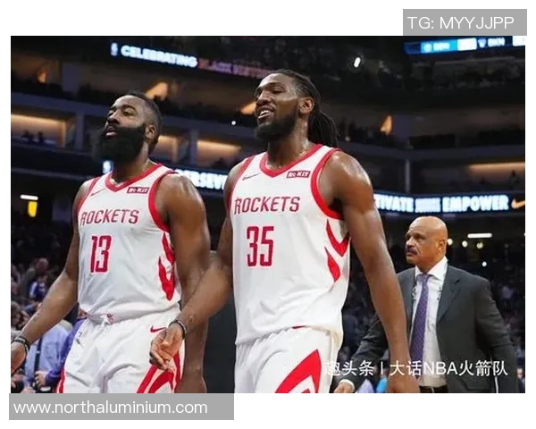 足球球星精准喂球技巧解析与实战应用提升团队进攻效率